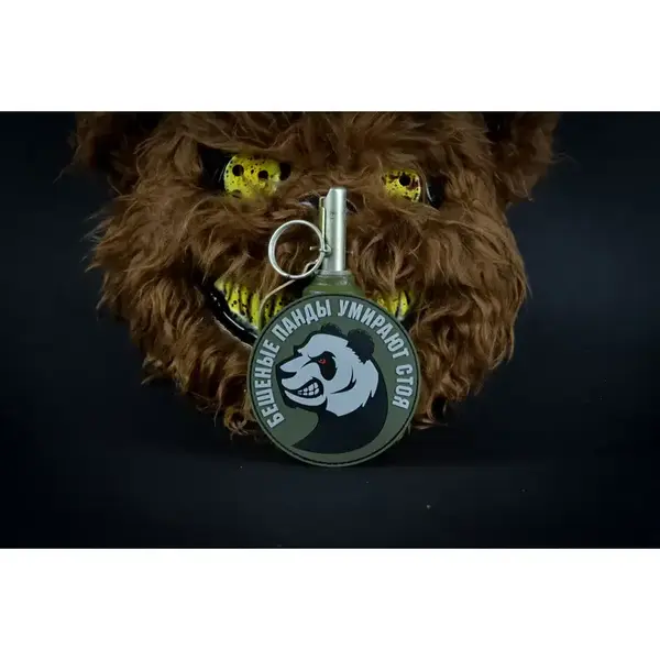 Нашивка, патч "Бешеные панды умирают стоя" ПВХ тактическая с липучкой.