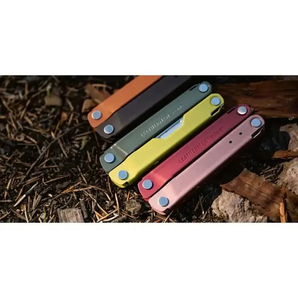 Мультитул с плоскогубцами LEATHERMAN Bond Heathered Cranberry