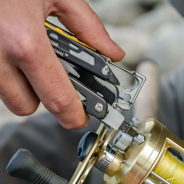 Мульти-инструмент с плоскогубцами и ножом LEATHERMAN Signal Black Oxide (Multi-Tool)