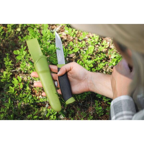 Нож MORAKNIV Companion Olive Green