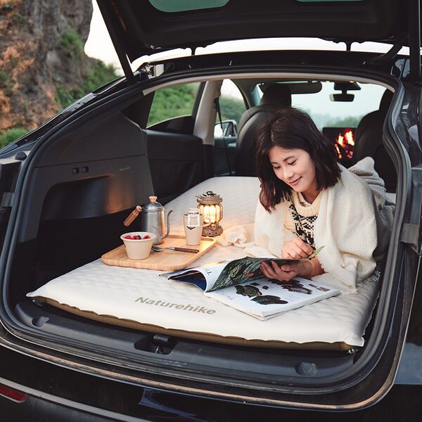 Коврик самонадувной NATUREHIKE Yugu, автомобильный 197х134х6.5см, серый