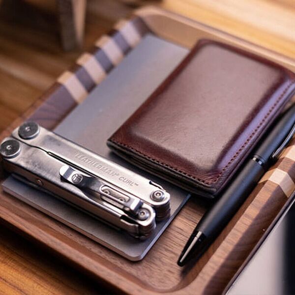 Нож Multi-Tool с инструментами LEATHERMAN Curl