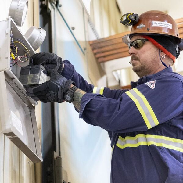 Зимние тёплые перчатки MECHANIX ColdWork FastFit с поддержкой Touchscreen