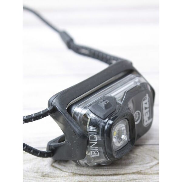 Компактный легкий налобный фонарь для бега PETZL Bindi Black (200 люмен)