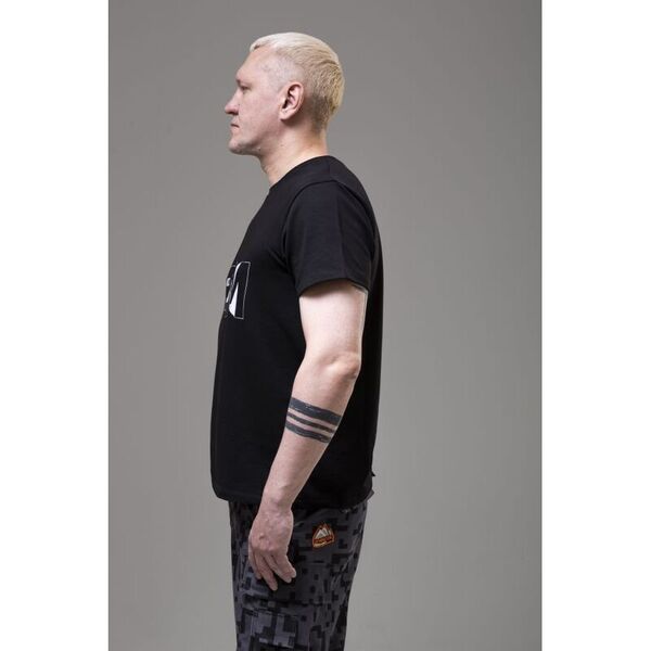 Футболка Sputnik Remington Black Neo