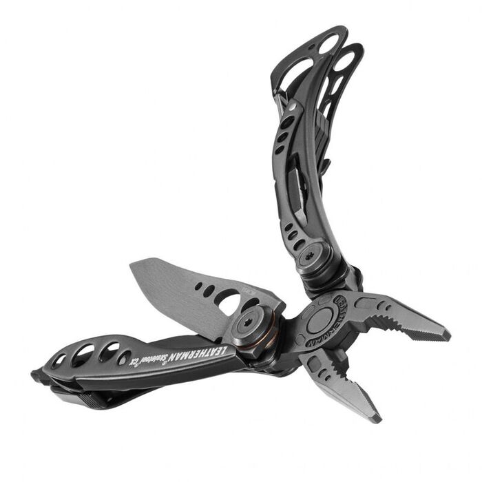 Мультитул с плокогубцами и инструментами LEATHERMAN Skeletool CX Onyx (Multi-tool)