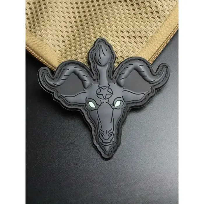 Шеврон на липучке