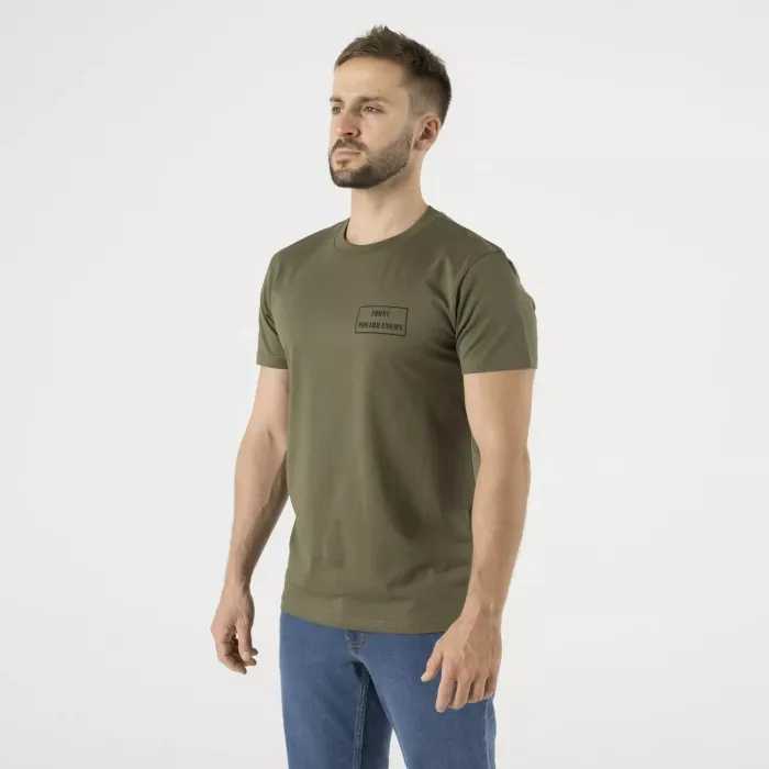 Футболка (В сторону врага) (T-shirt (Toward Enemy))