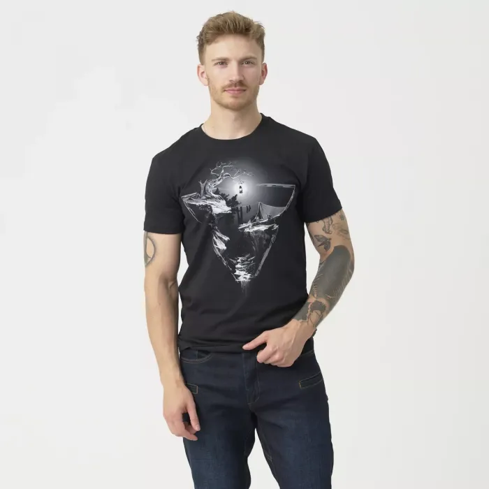 Футболка с принтом «Ночная долина» (T-shirt (Night Valley))