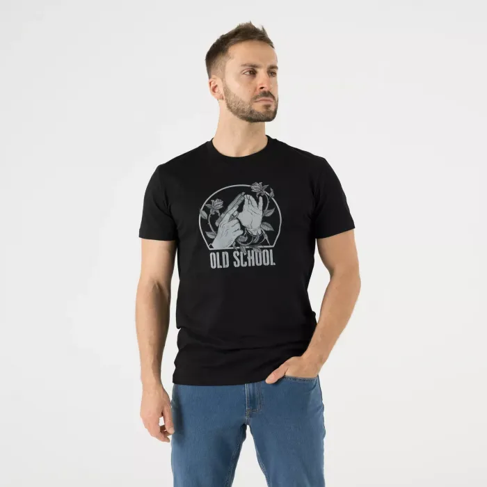 Футболка в стиле олдскул (T-Shirt (Old school))