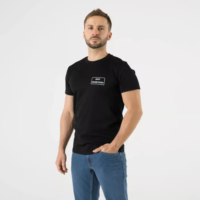 Футболка с принтом «В сторону врага» (T-shirt (Toward Enemy))