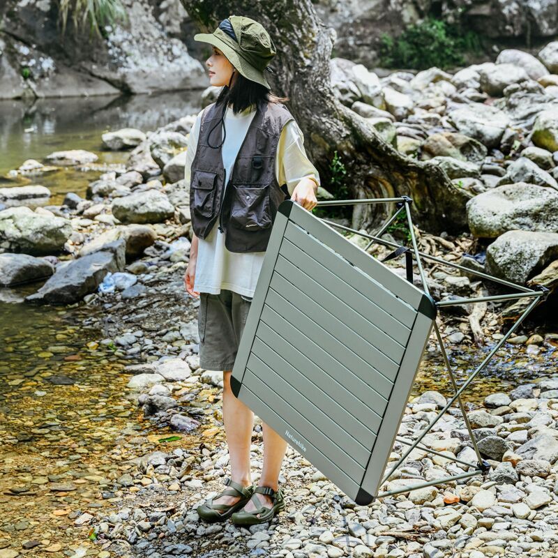 Стол складной NATUREHIKE Yamami L03 L, 69x69см, 3кг, зеленый