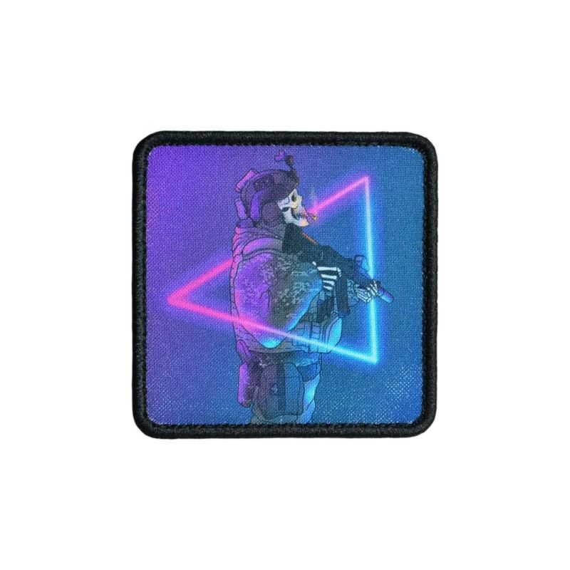 Нашивка, патч "Born for War" тактическая с липучкой.