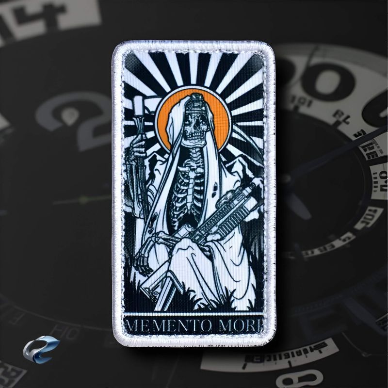 Нашивка, патч "Memento Mori tactical" тактическая с липучкой.