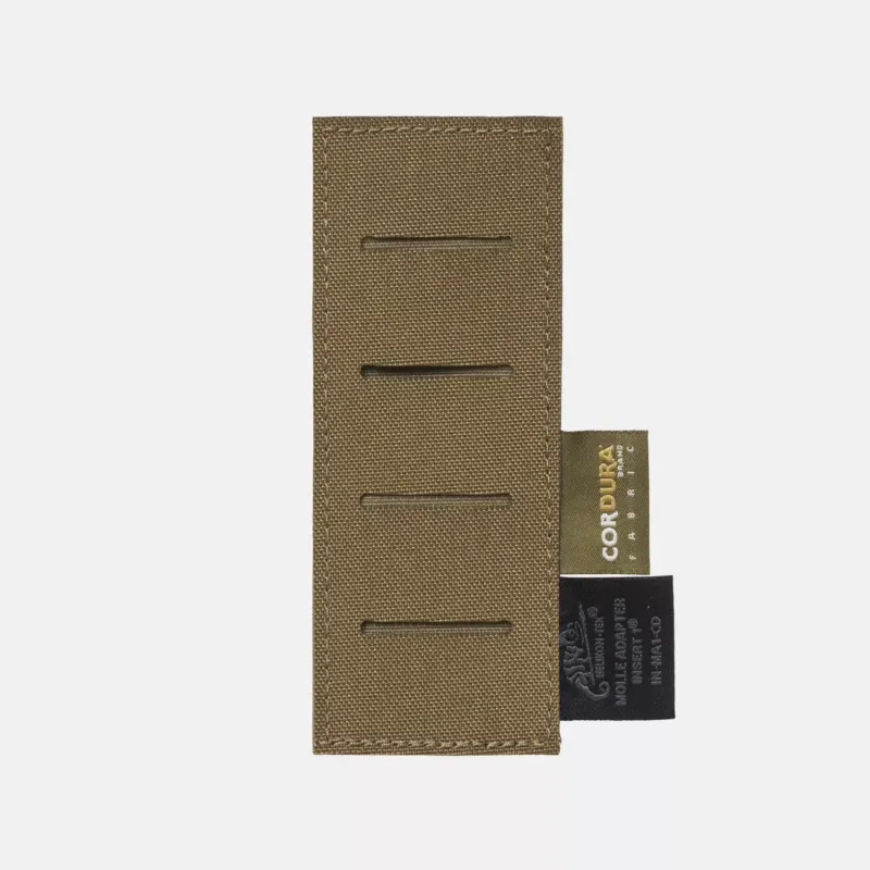 Вставьте адаптер Molle 1 (Insert Molle Adapter 1)