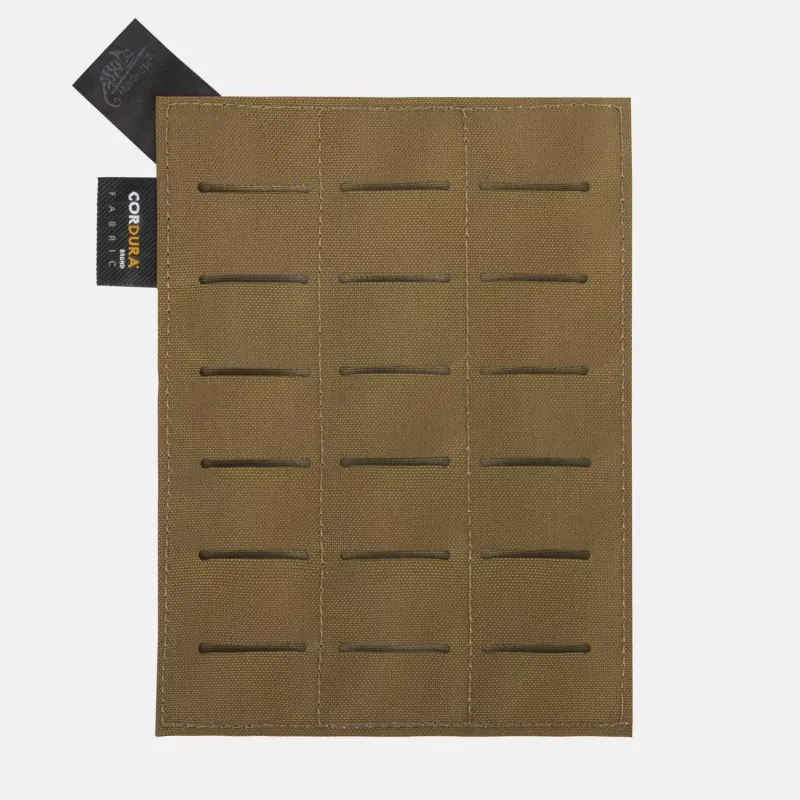 Вставьте адаптер Molle 3 (Insert Molle Adapter 3)