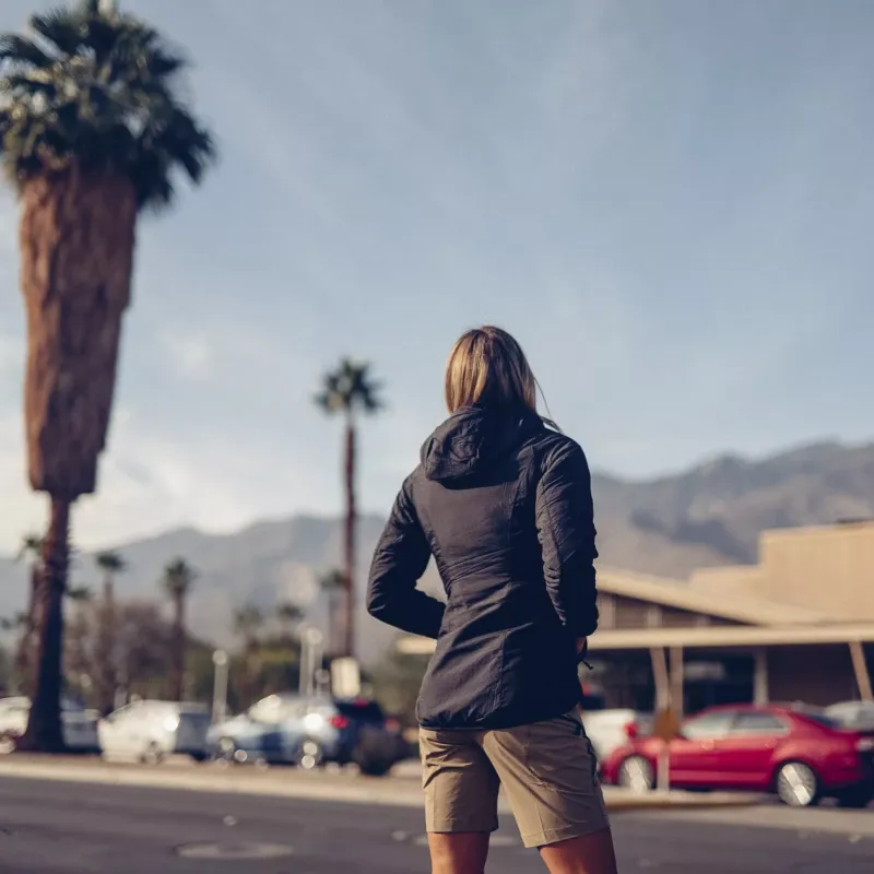 Женская толстовка Wolfhound Hoodie Jacket - Windpack Nylon (Women's Wolfhound Hoodie Jacket Windpack Nylon)