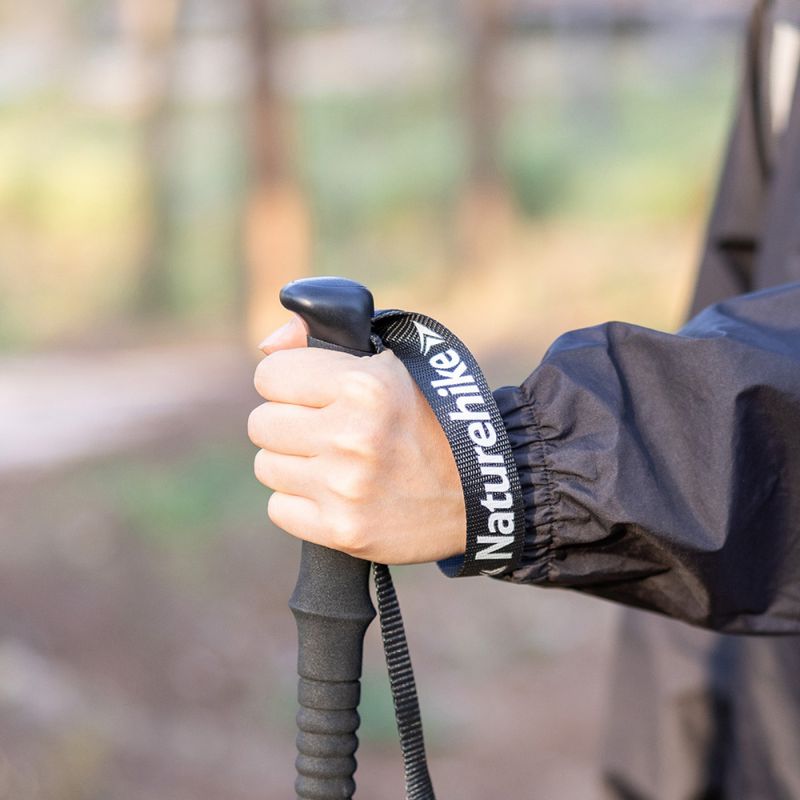 Палка треккинговая Naturehike ST01 6061 AL NH17D001-Z с 3 узлами женская 57-120 золотой