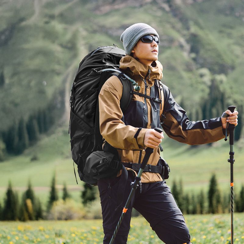 Рюкзак Naturehike CNK2450XB014 Helium 70 л черный L,6975641883883